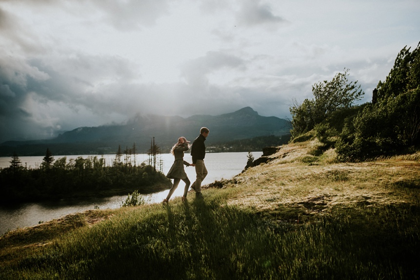 oregon engagement photographers 