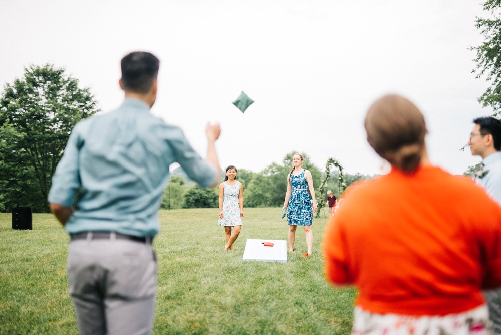 Backyard-Morgantown-WV-Wedding_1415