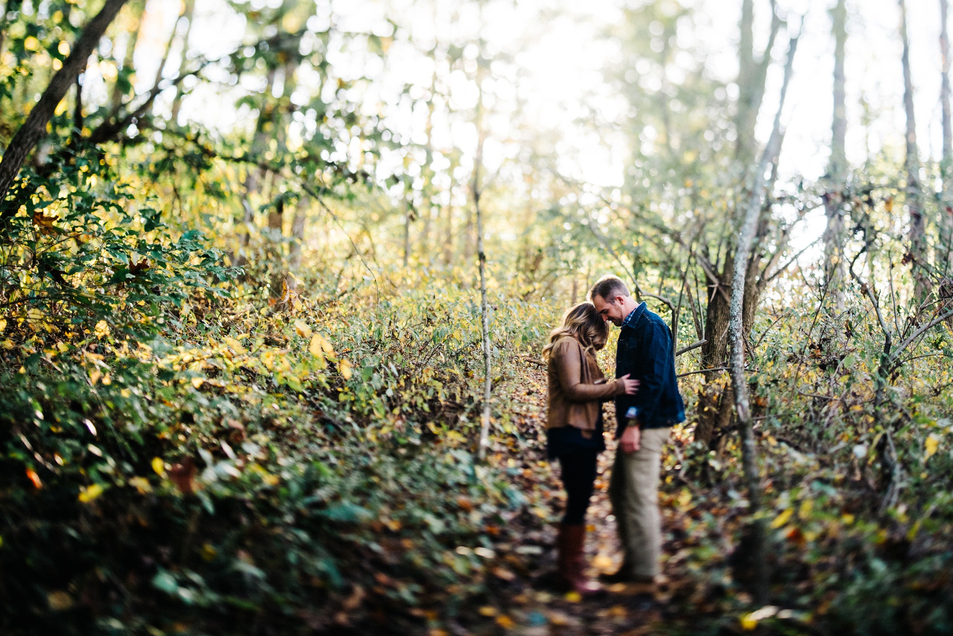 fall engagement portraits in huntington wv