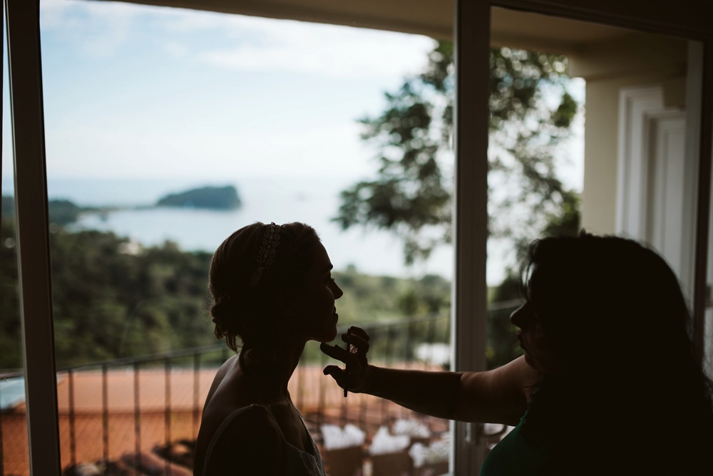 wedding getting ready photo at hotel la mariposa