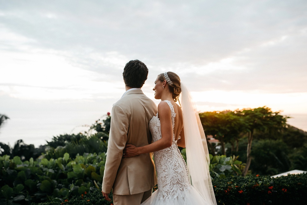 wedding portraits at hotel la mariposa