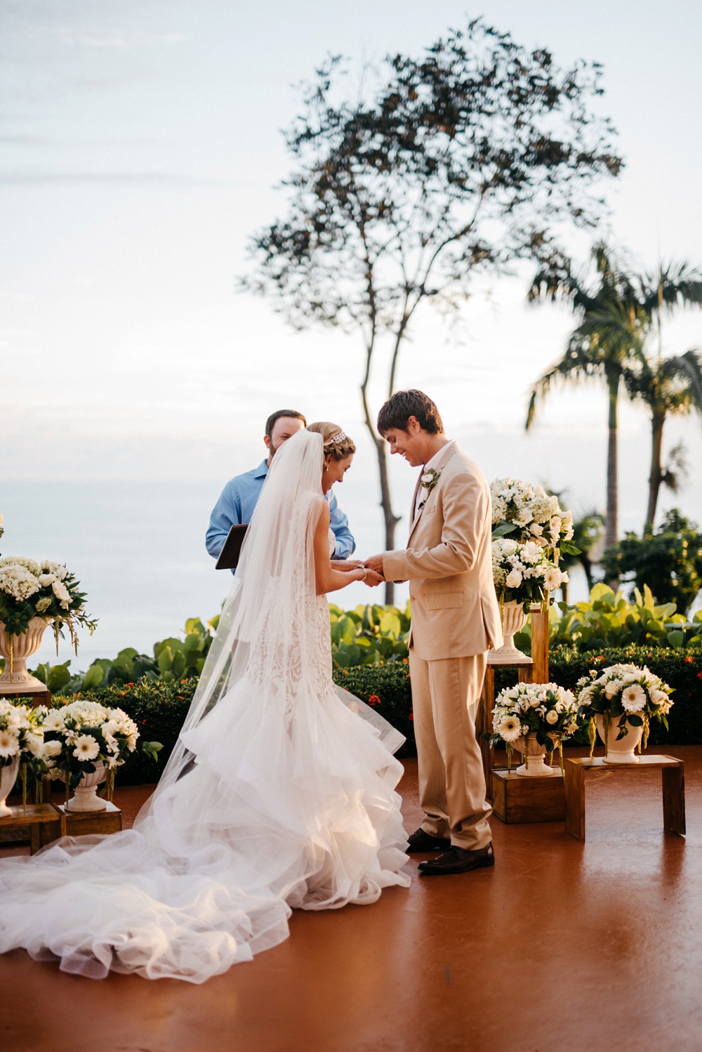 wedding vow exchange at hotel la mariposa 