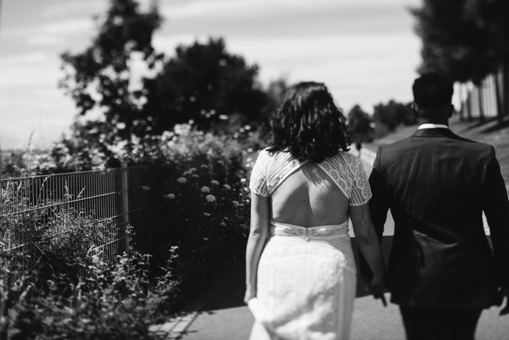 wedding portraits in olympic sculpture park 