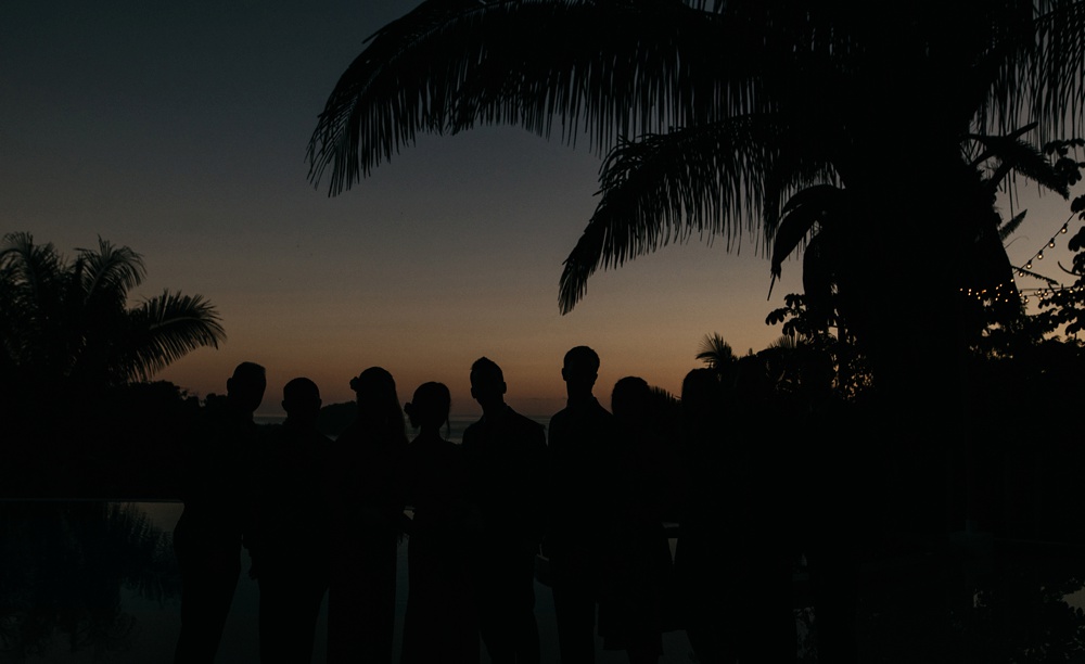 wedding party photo at casa fantastica in manuel antonio costa rica