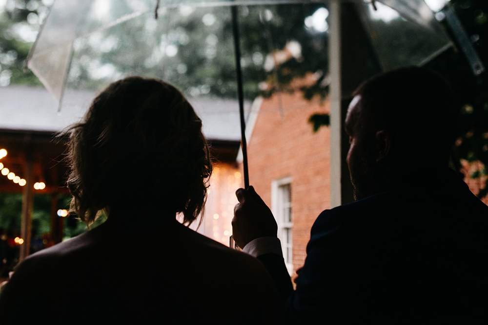 wedding photos taken at farmington historic plantation in louisville, ky