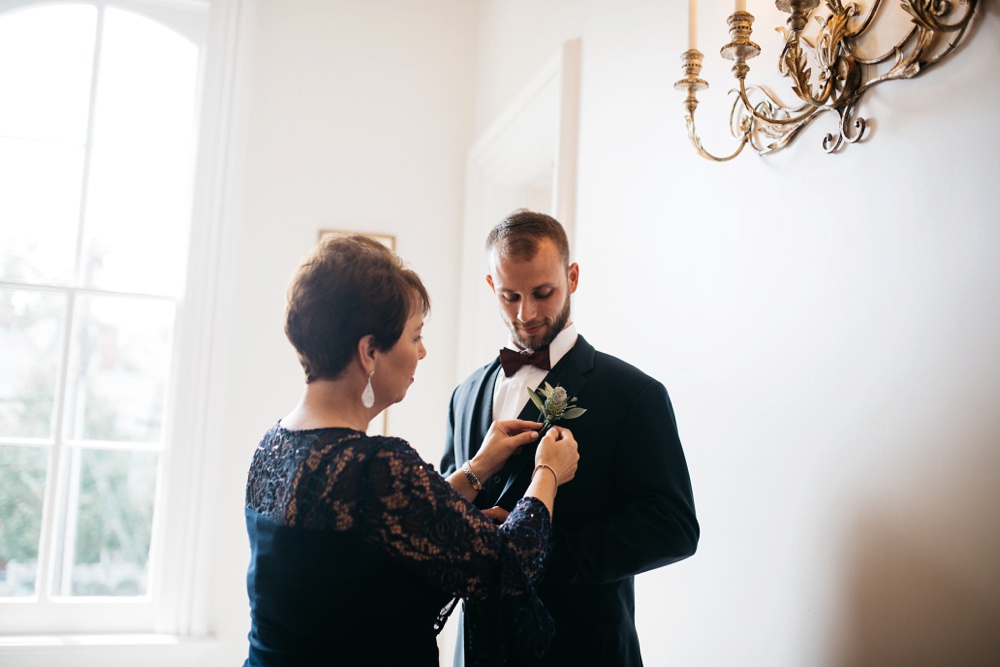 groom gets ready at the merrion-wynne 