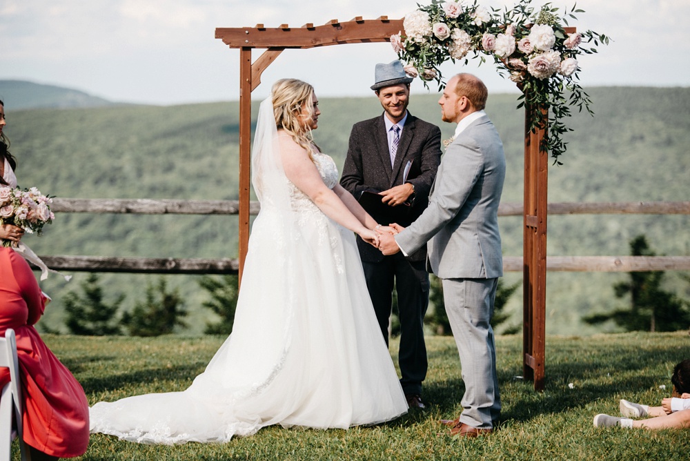 wedding ceremony at snowshoe resort in wv