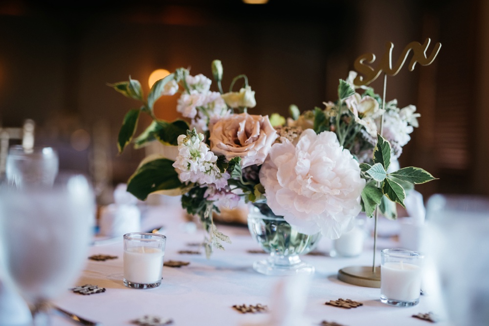 wedding detail photographs at snowshoe mountain