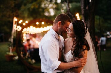 Elegant Backyard Wedding | Marietta, Ohio Wedding Photographer