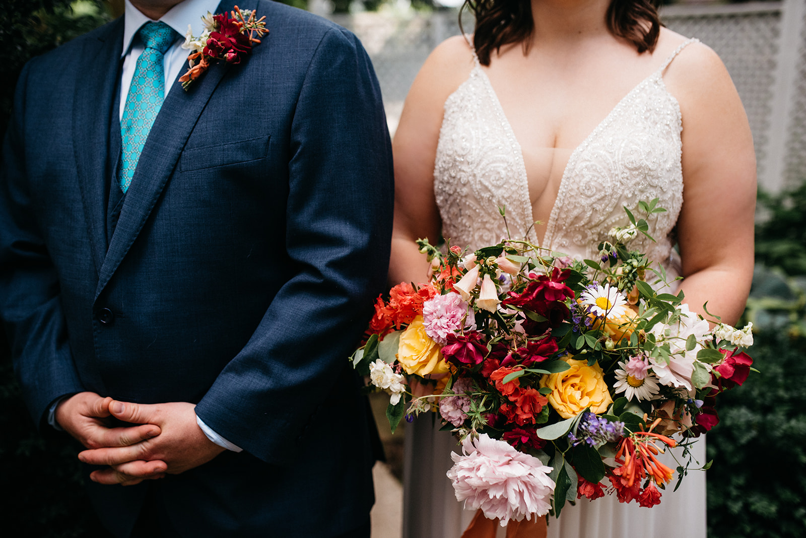 photos of a backyard wedding in charleston, wv 