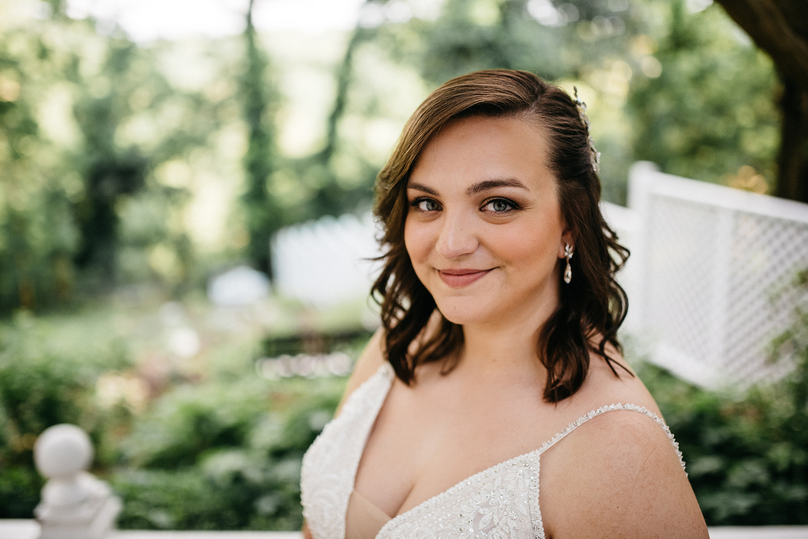 photos of a backyard wedding in charleston, wv 