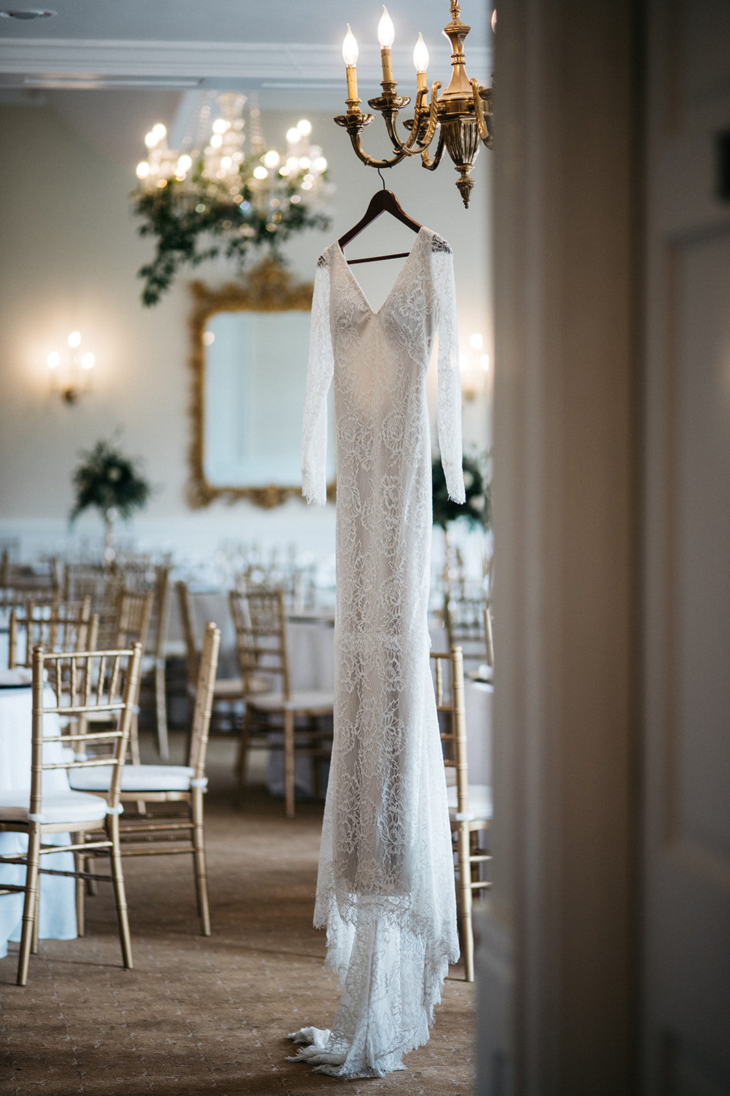 wedding photos taken at berry hills country club